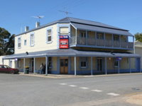 Port Wakefield Hotel - Accommodation Airlie Beach
