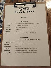 Bull  Bear - Accommodation Rockhampton