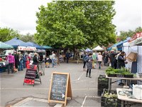 Alphington Farmers' Market - New South Wales Tourism 