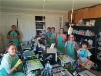 School holidays - Kids art class - Painting - Accommodation Gladstone