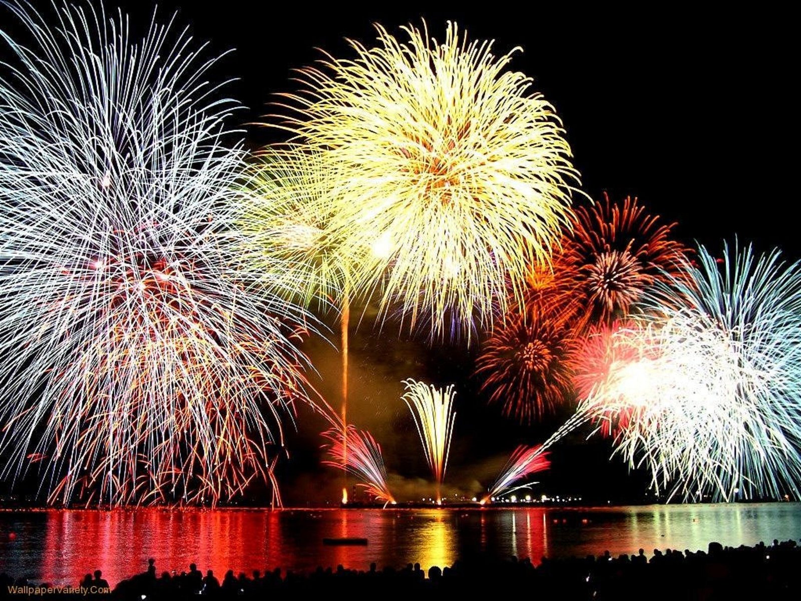 Sydney Harbour New Years Eve Fireworks Dinner Cruises Sydney