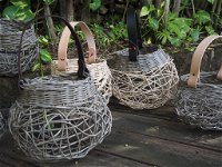 Weaving Woven Basket with Leather Handle