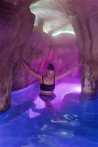 Winter Bliss - Deep Blue Hot Springs Warrnambool - Lismore Accommodation
