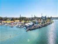 Fred Williams Aquatic Festival - New South Wales Tourism 