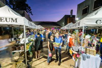 Hand Made Under the Stars - Twilight Market - Accommodation in Surfers Paradise