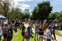 Swan Hill Farmers Market - Redcliffe Tourism