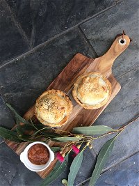 Aged Wine and Vintage Pies - Kempsey Accommodation