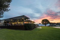 The Huskisson - Accommodation Cooktown
