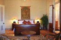 Classique Bed  Breakfast - Click Find