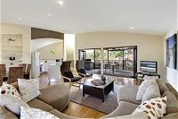 Book Suffolk Park Accommodation Vacations Accommodation in Surfers Paradise Accommodation in Surfers Paradise