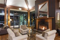 Oaks Cypress Lakes Resort - Accommodation Mount Tamborine
