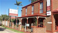 Early Australian Motor Inn - QLD Tourism