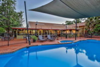 Kimberley Hotel Halls Creek - Accommodation NT