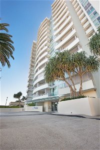 Grand Apartments - Surfers Gold Coast
