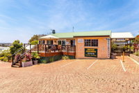 Quality Apartments Banksia Gardens WA - Schoolies Week Accommodation