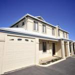 Palm Beach Manor - Accommodation Redcliffe