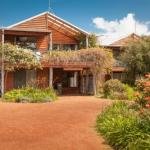 Rainbow House - Accommodation Australia