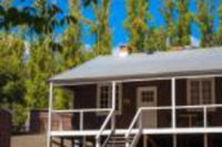 Lewana Cottages - QLD Tourism