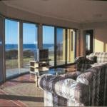 Horizons Beachfront Apartment - Accommodation Tasmania
