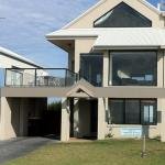 Boathouse Holiday House - Accommodation Redcliffe