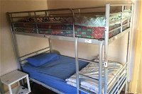 Planet Inn Backpackers - Click Find