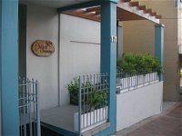 Coogee Beach House - Hostel - Geraldton Accommodation