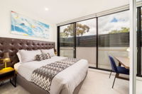Whitehorse Apartment Hotel - Accommodation in Surfers Paradise