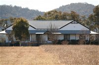 The Farmhouse at Blue Wren Wines - Inverell Accommodation