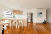 Kangaroo Bay Apartments - Accommodation Main Beach