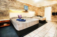 Central Motel Gin Gin - Accommodation Noosa