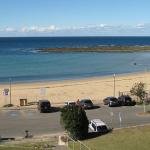 Toowoon Beach View 3br Villa 4 just steps to beach with views - Australia Accommodation