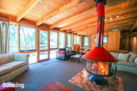 Sambar Lodge - Accommodation Sunshine Coast