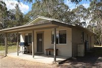 Robinsons Cabin - Australia Accommodation