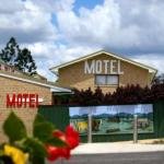 Gin Gin Village Motor Inn Motel - Melbourne Tourism