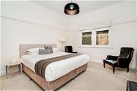 Newcastle Executive Homes - Cooks Hill Cottage - Timeshare Accommodation