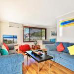 Sandy Toes Beach House Jervis Bay 2min to Beach - Getaway Accommodation