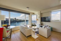 Million Dollar Harbour View - Accommodation Port Macquarie