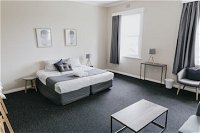 General Roberts Hotel - Accommodation Bookings