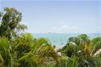 Airlie Harbour 3 Bedroom Apartment - Accommodation Cooktown