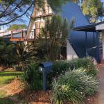 The Lake House - Accommodation Perth