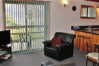 Freycinet Cottage 1 - Your Accommodation