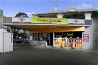 The Stirling Arms Hotel - Schoolies Week Accommodation