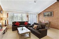 Macadamia Court 2/8 Government Road - Accommodation Mt Buller