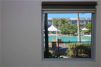 Lagoon Pool 2 Bedroom Spa Suite - Carnarvon Accommodation