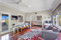 Government Road 102 - Accommodation Noosa