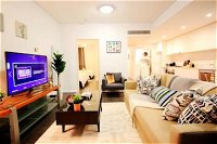 Spacious Apartment Central Location - Accommodation Yamba