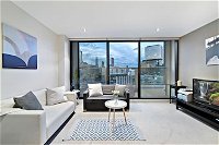 MIRANDA 1BDR Docklands Apartment - Bundaberg Accommodation