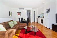 Caulfield Executive Apartment - Holiday Find