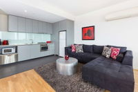 Executive Apartment With Bay Views - Accommodation Tasmania