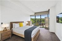 Edgewater Penthouse - Your Accommodation